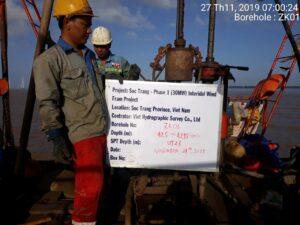 40eb7b1ffd7704295d66